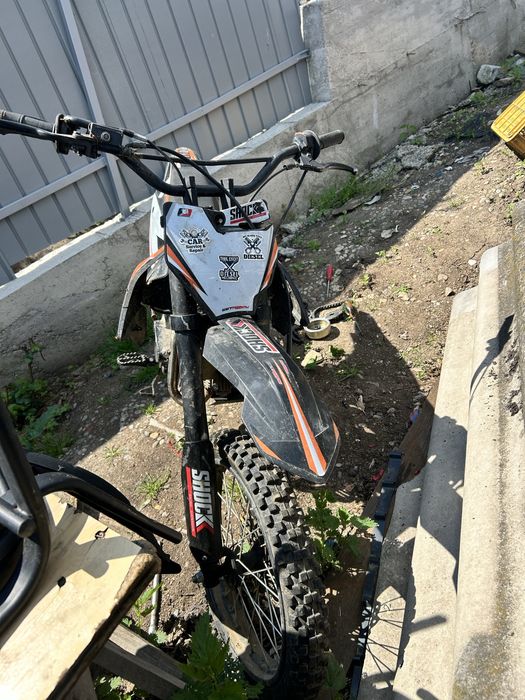 Vând cross 125 nu pornește altceva n-are nicio problemă într-o