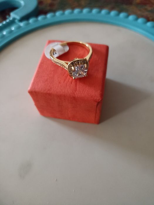 Продам бижутерию