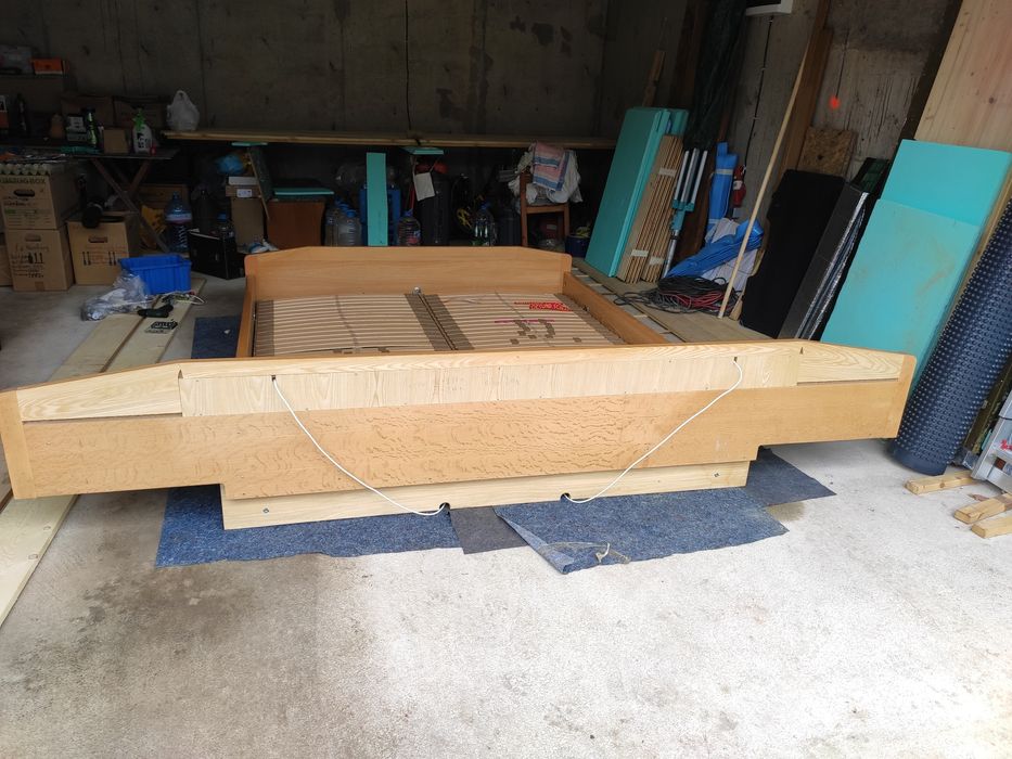 Спалня, масив фурнирована златен дъб