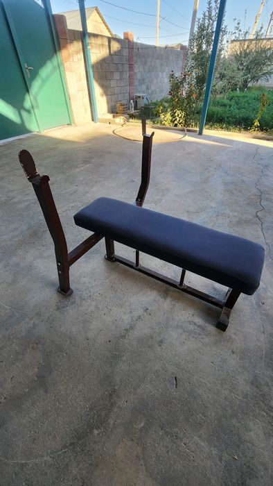 Продаётся Скамья для жима в хорошем качестве