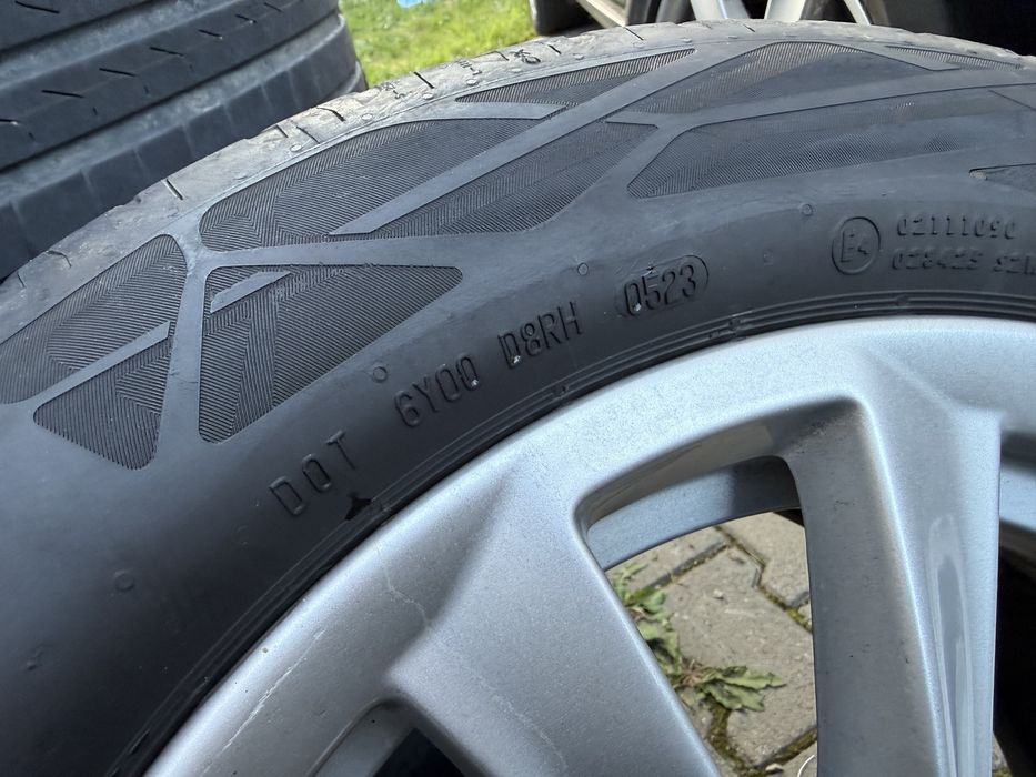 Jante originale BMW F10 F11 17” cu anvelope 225 55 17 Continental