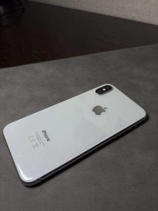 Продам iphone x 64gb