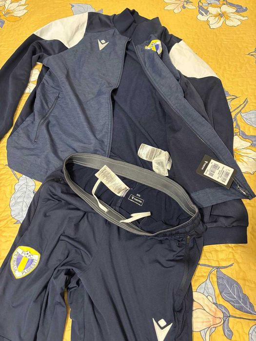Trening original inscriptionat cu Petrolul Ploiesti