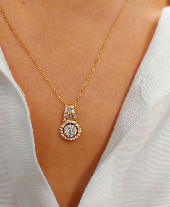 Продам изысканное золотое колье