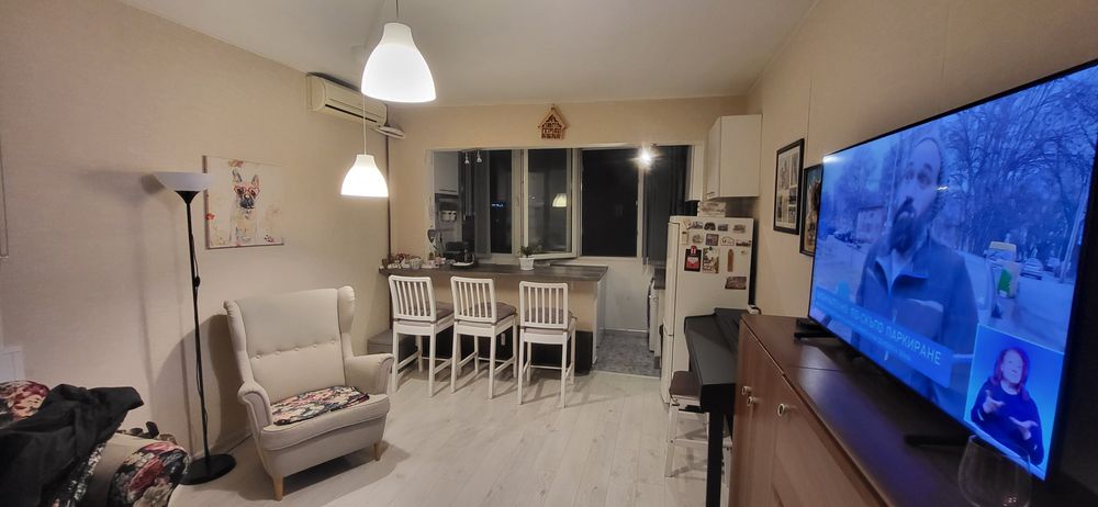 Дава се под наем Едностаен апартамент в София, Гоце Делчев - 50 кв.м за 548.25 € - Снимка #1