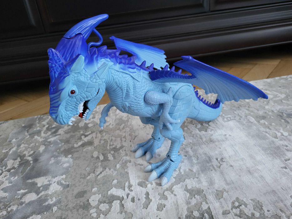 Dinozaur la jumate prețul față de magazin