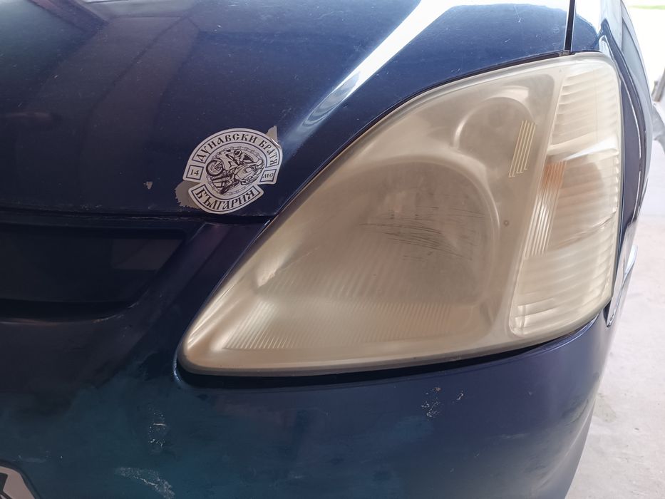 Полиране на фарове