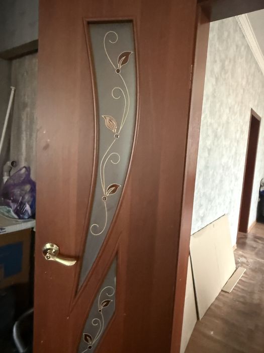 Продам комнатные двери