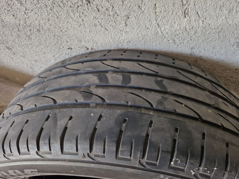 Гуми 235.50.18 Бриджстоун 2бр.