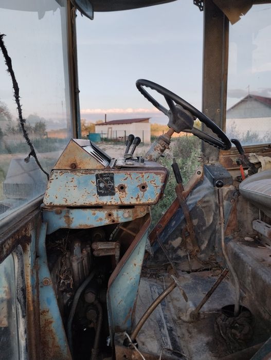 Продам трактор мтз 82