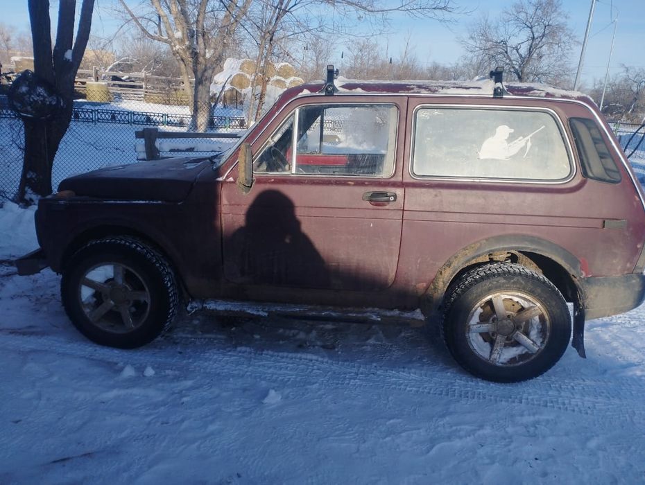 Продам ниву ваз2121
