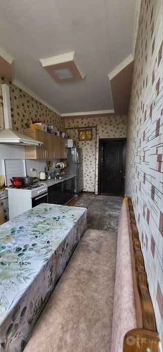 Евро ремонтли уй сотилади.