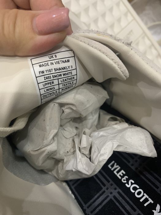 Нови мъжки сникърси Lyle & Scott естествена кожа