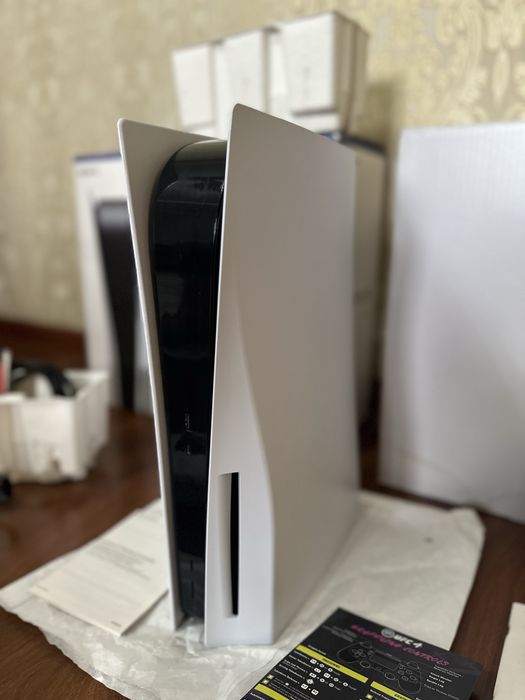 Продам новый playstation 5 box edition Itb