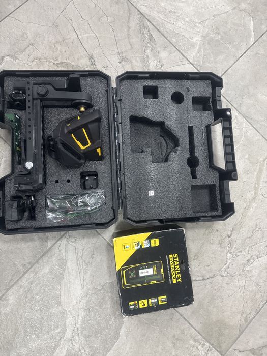 Vind laser stanley3x360nou 2025 12v,3Ah cu receptor nou la cutie