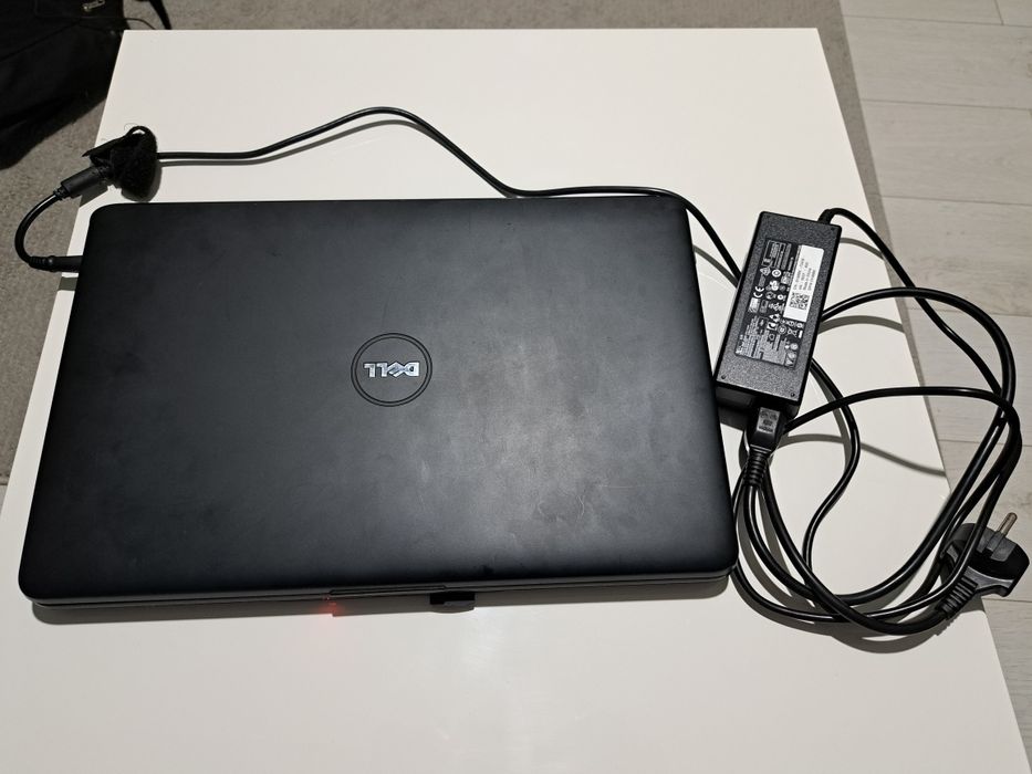 Laptop Dell Inspiron 1545 T3000 4GB RAM 320 GB HDD
