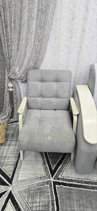 Диван кресло сотилади