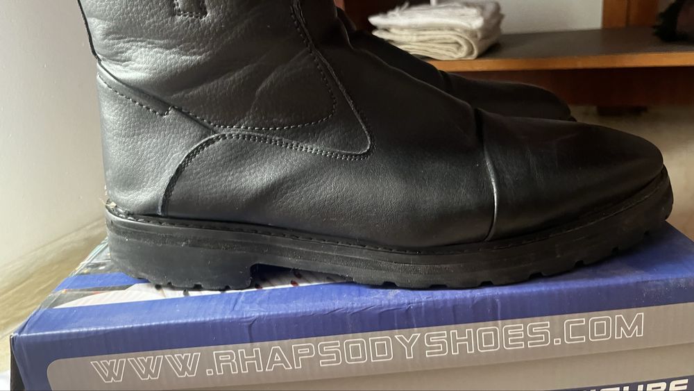 Ботинки эко кожа размер 42