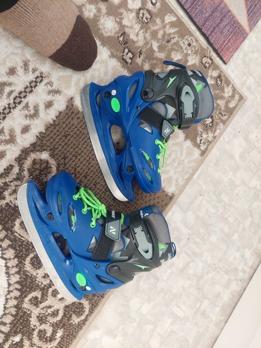 Детские коньки размер 30-33