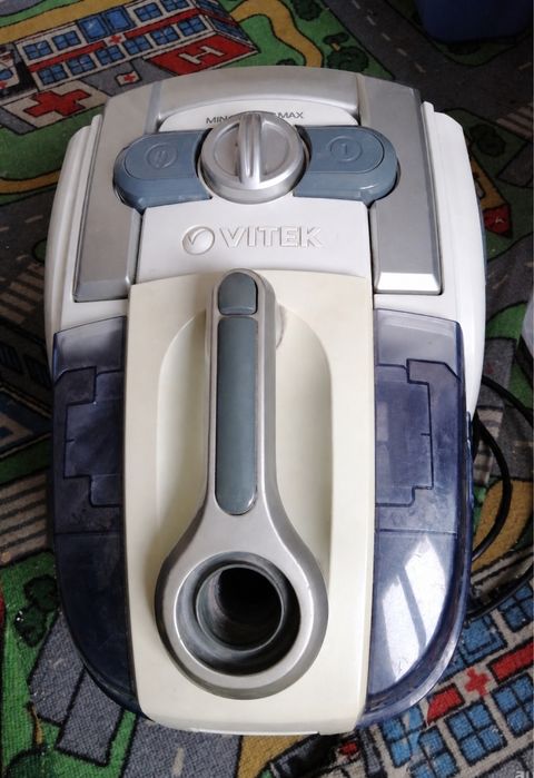 Пылесос vitek AQUAFILTRATION 1800W