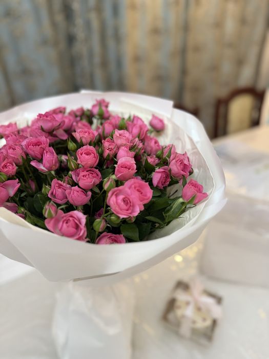 Кустовые розы срочно продам