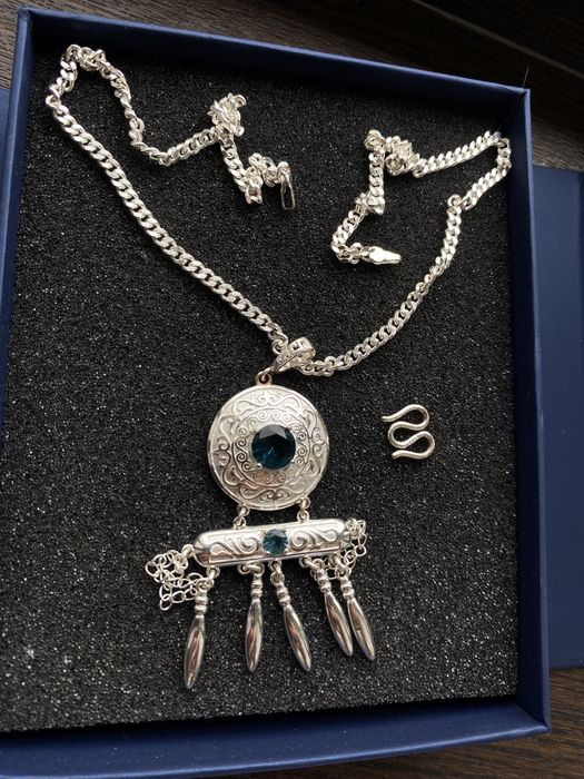 Национальный набор украшения