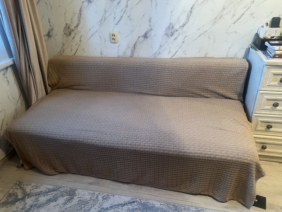 Продам срочно диван