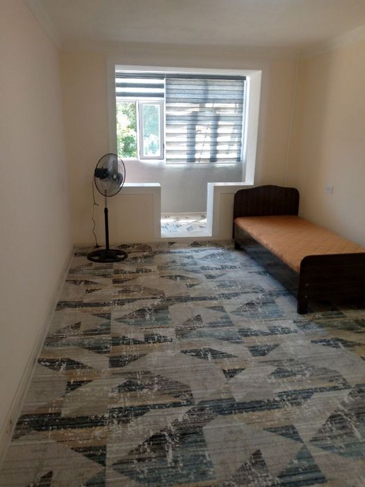 Uy sotiladi 3-etaj 1xonali