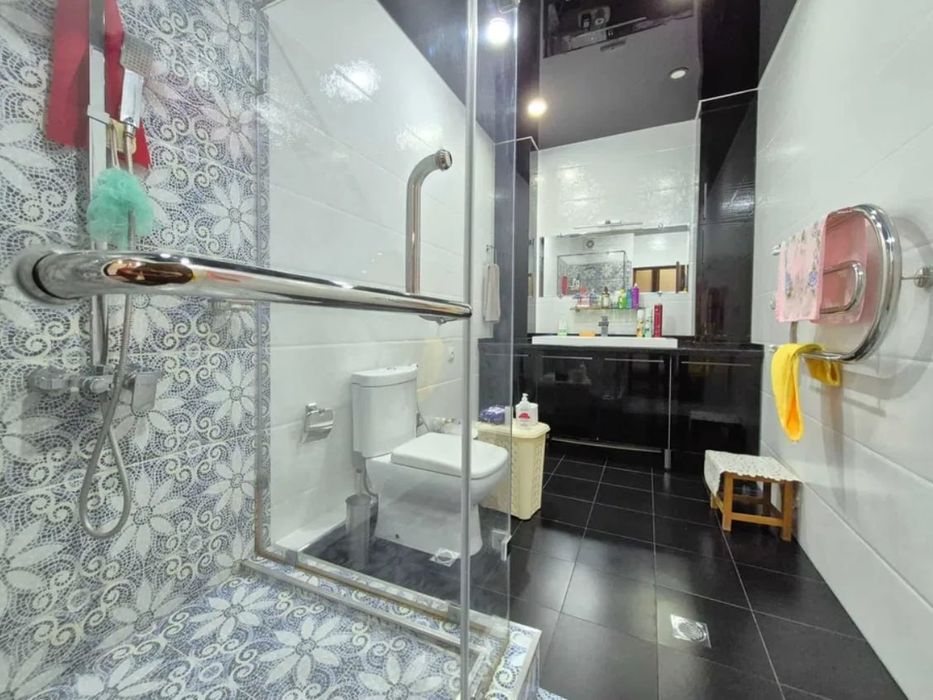 Продам квртиру Габус 4/6/8 200м2