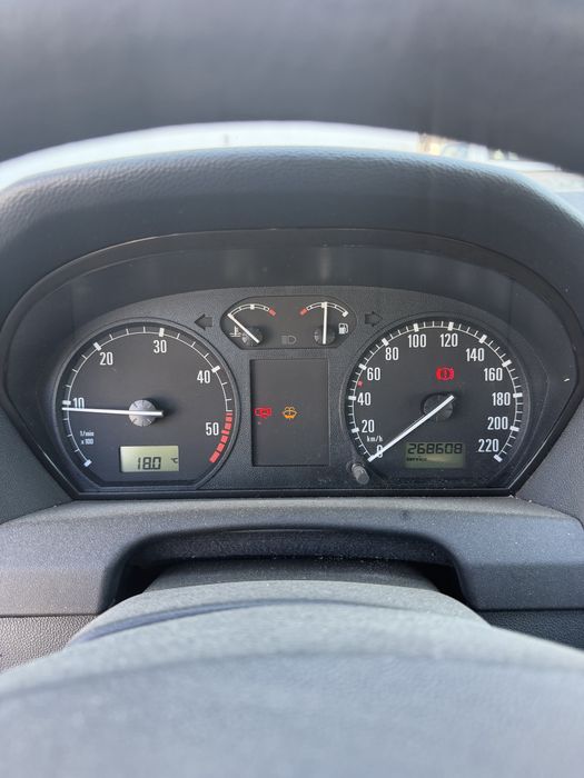 Vand SKODA FABIA 2002