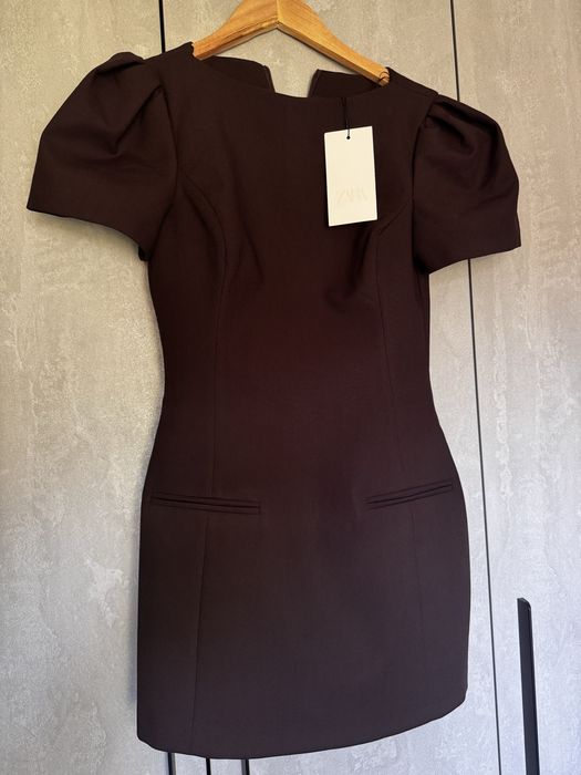 Кафява рокля на Zara