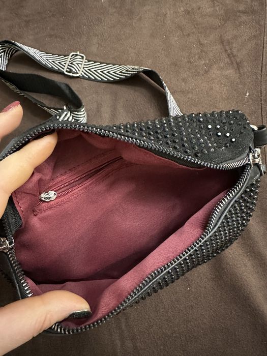 Чанта със камъни за кръст