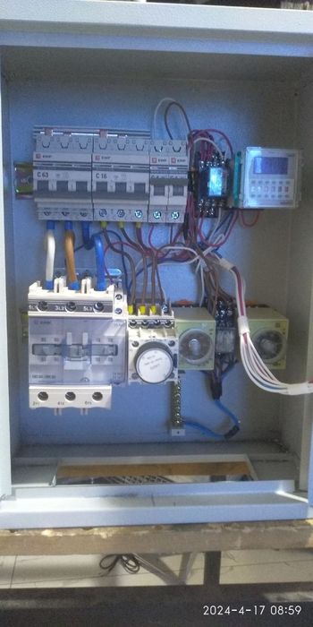 Электрик электромонтажник