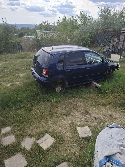 VW POLO За части или цяла