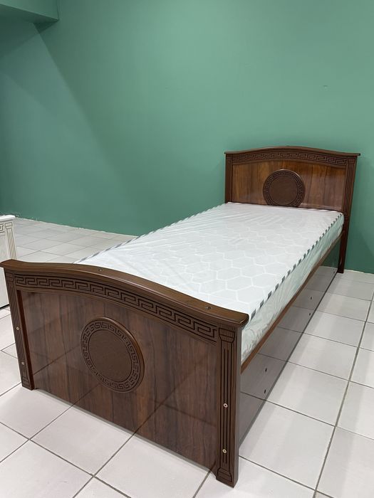 Кравать (Версачи)