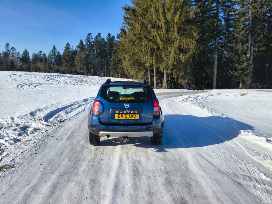Vând Dacia Duster, an 2015, motor 1.5