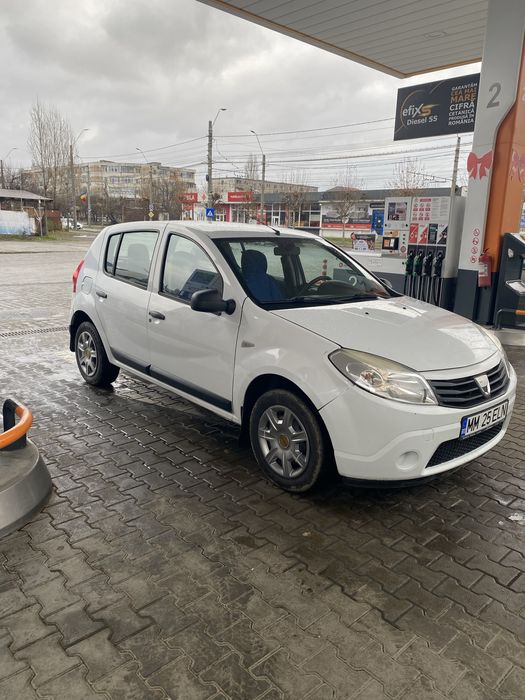 Vand Dacia Sandero 2010