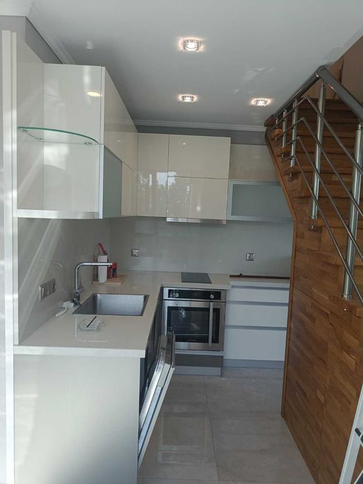 Дава се под наем Мезонет в Казанлък - 100 кв.м за 408 € - Снимка #1