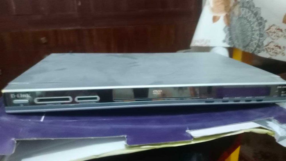 Видеомагнитофон DVD