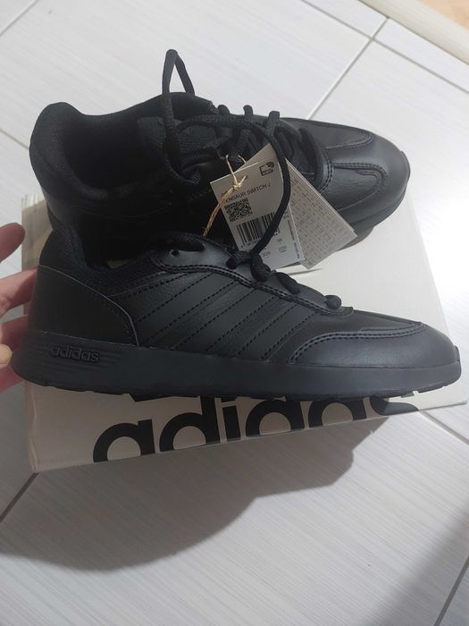 Нови маратонки adidas tensaur 36