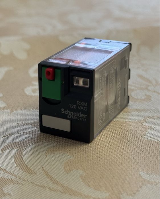 Releu industrial Schneider RXM4AB1F7 120V