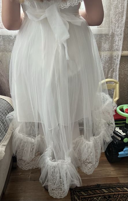 Красивое платье на девочку