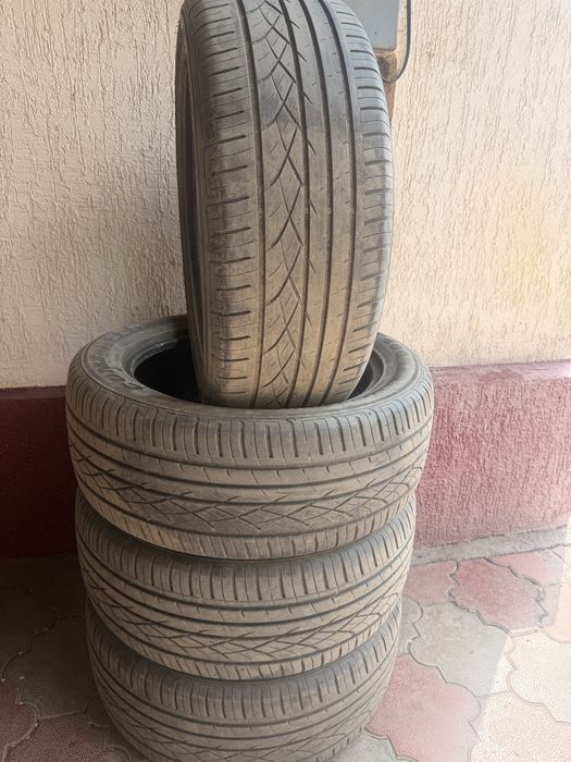 Продам комлект шин