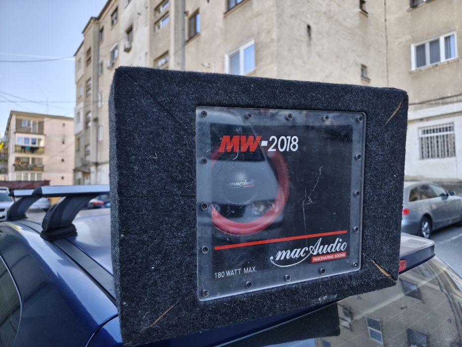 Vând subwoofer mac audio mw-2018