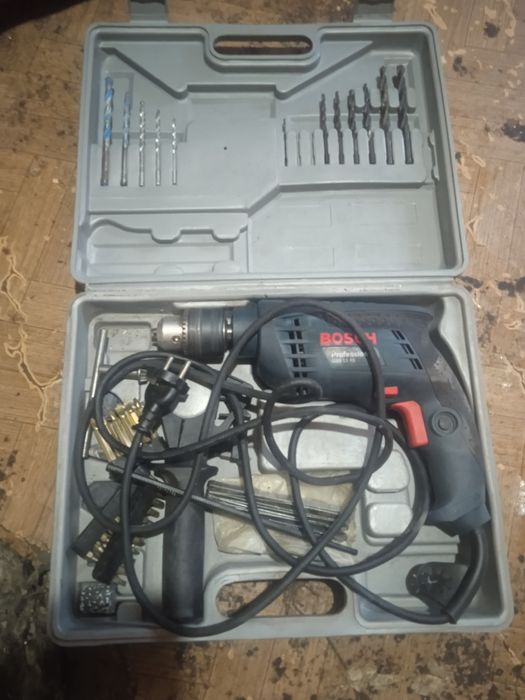 Дрель фирмы BOSH