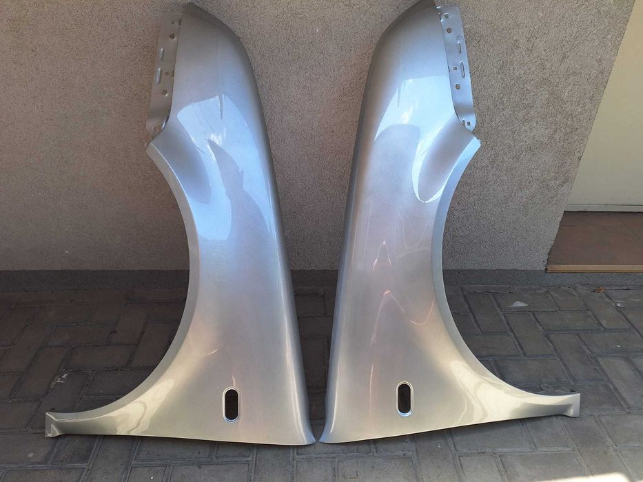 Aripa Fata Dreapta & Stanga VW Bora 1998-2004 Vopsita Gri Deschis