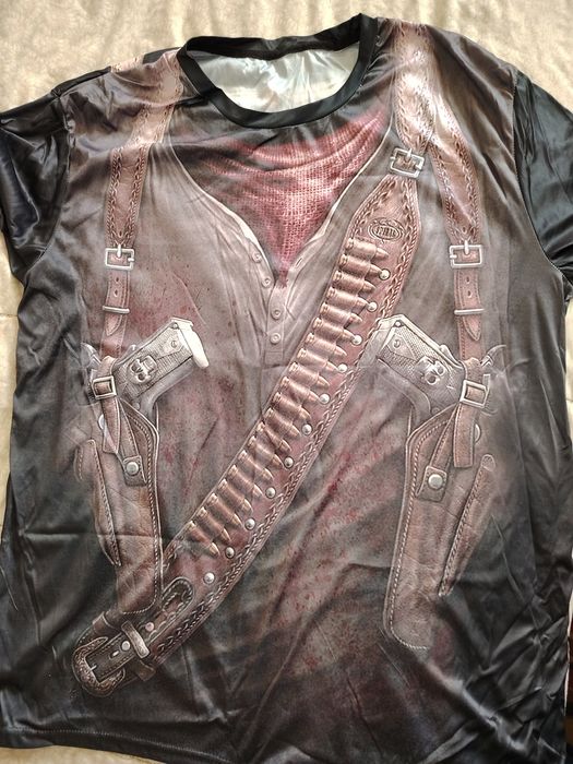 тениски с принт 3 D