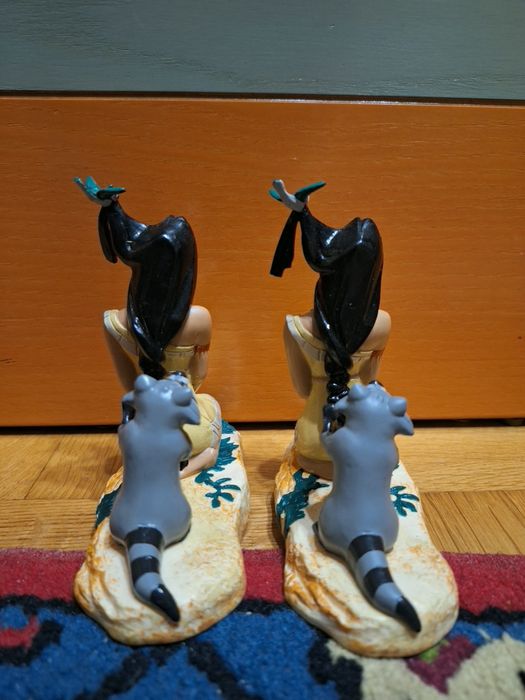 Винтидж фигурка Покахонтас с Мико от Applause