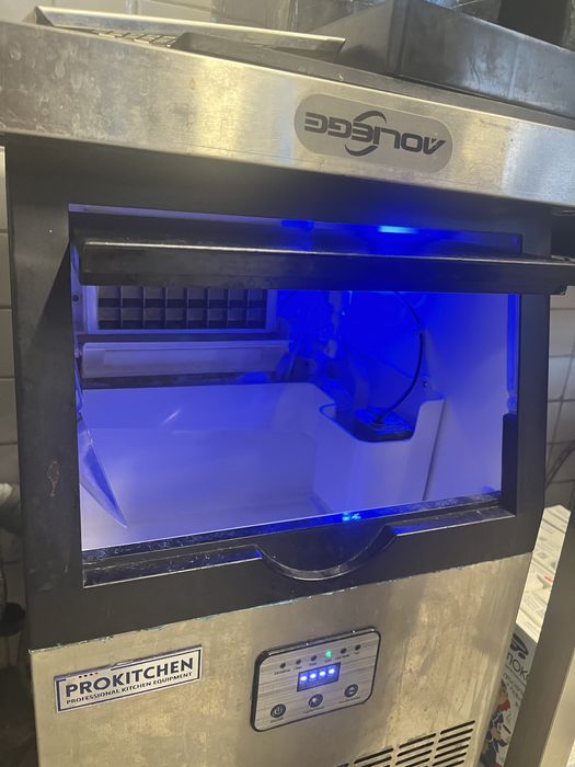 Продается льдогенератор