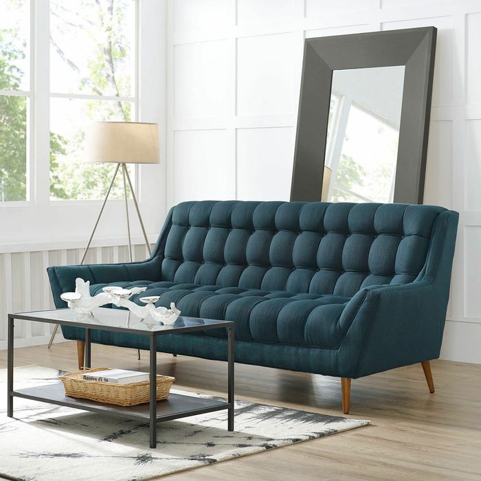 Мягкая мебель на заказ диваны кресло уголки стулья пуфик и так далее.